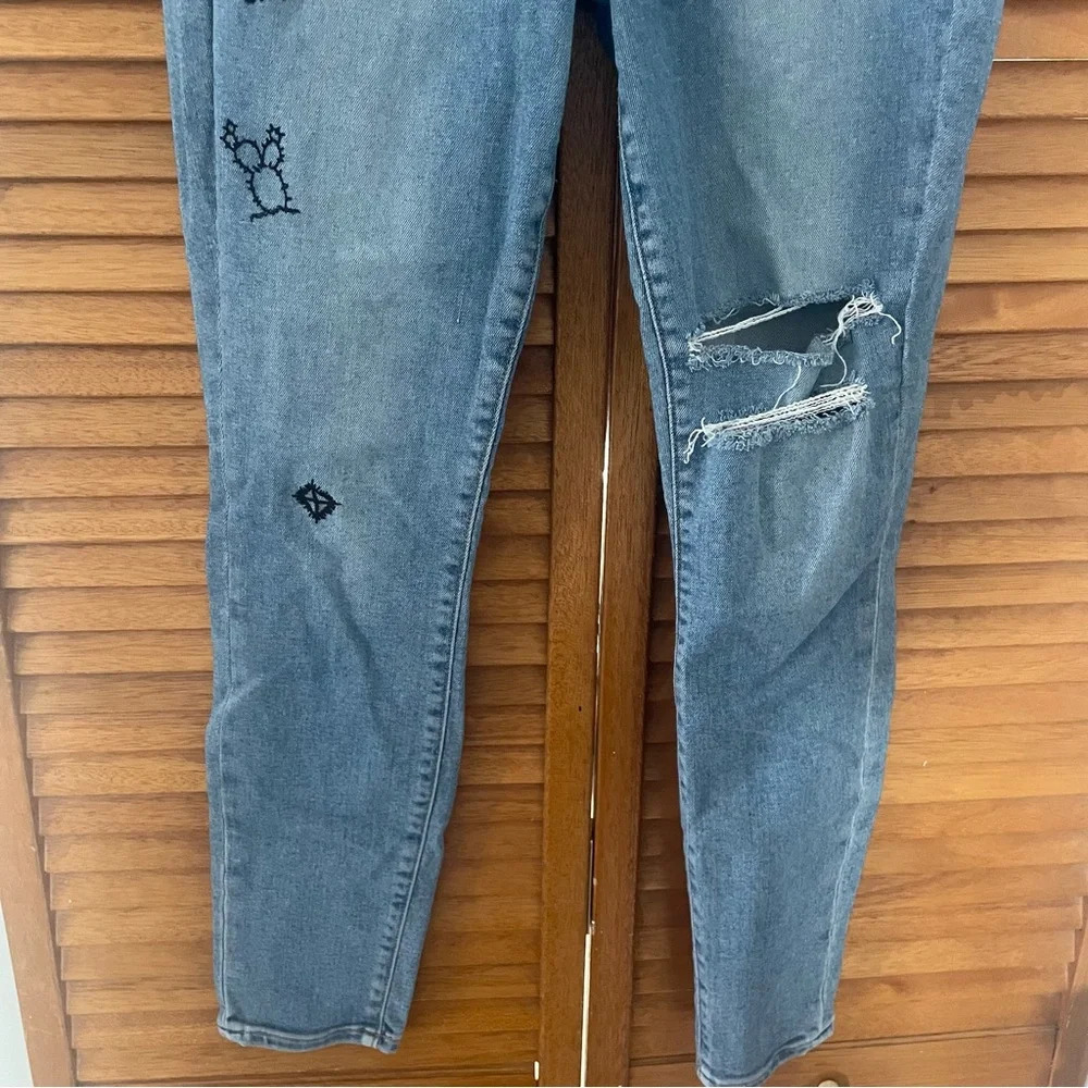 Paige Hoxton Ankle Caprice Embroidery Vintage 90s Punk Blue Ripped Jeans Sz 29 - Picture 6 of 9